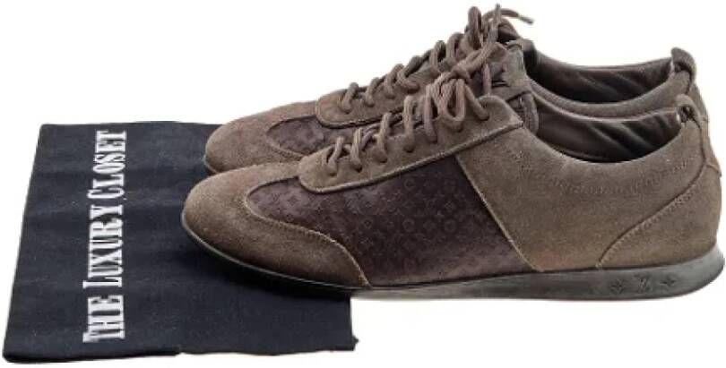 Louis Vuitton Vintage Pre-owned Suede sneakers Brown Dames