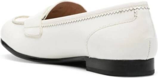 Love Moschino Witte sandalen met hartvormige penny gleuf White Dames