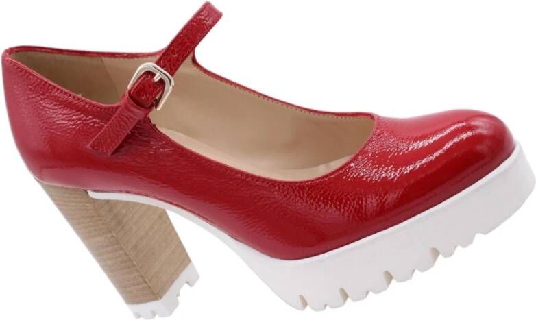Luca Grossi Elegante Mary Jane Pump Roccella
