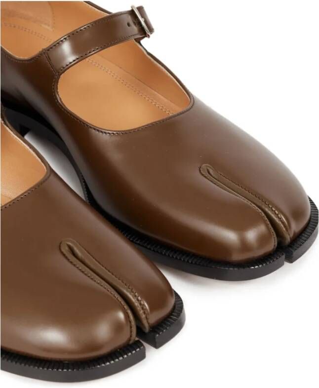Maison Margiela Bruine Mary Jane Schoenen
