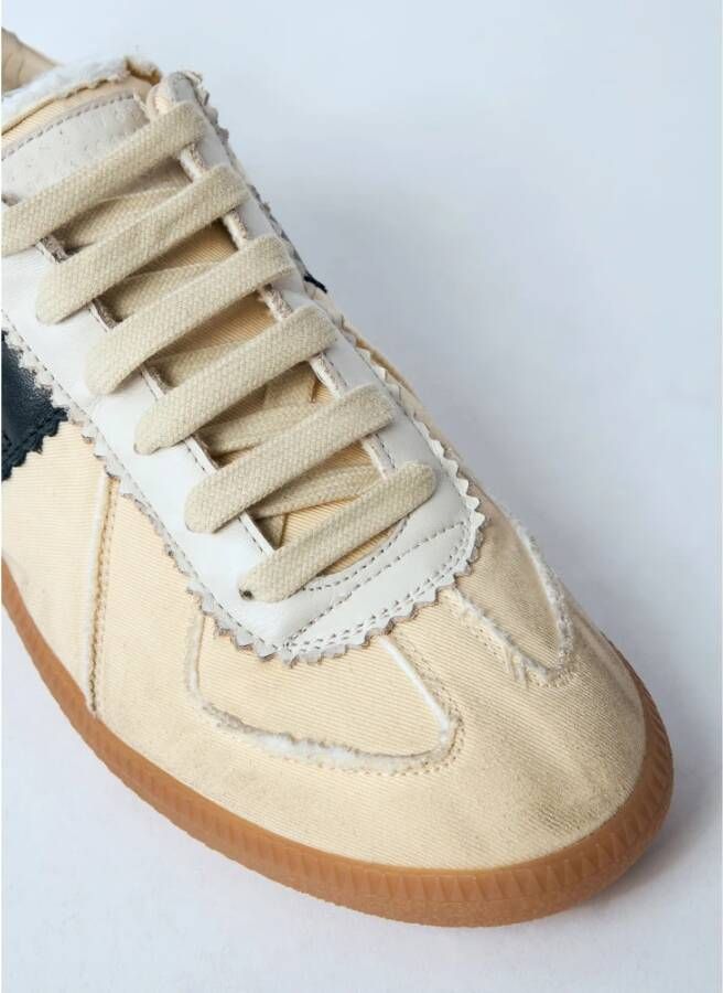 Maison Margiela Distressed Panel Sneakers Made in Italy Beige Dames
