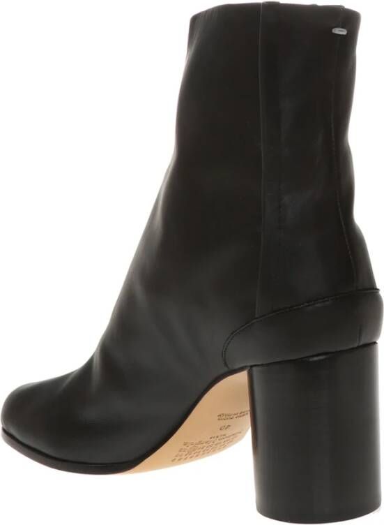 Maison Margiela Leren 'Tabi' enkellaarzen met hak Black Dames
