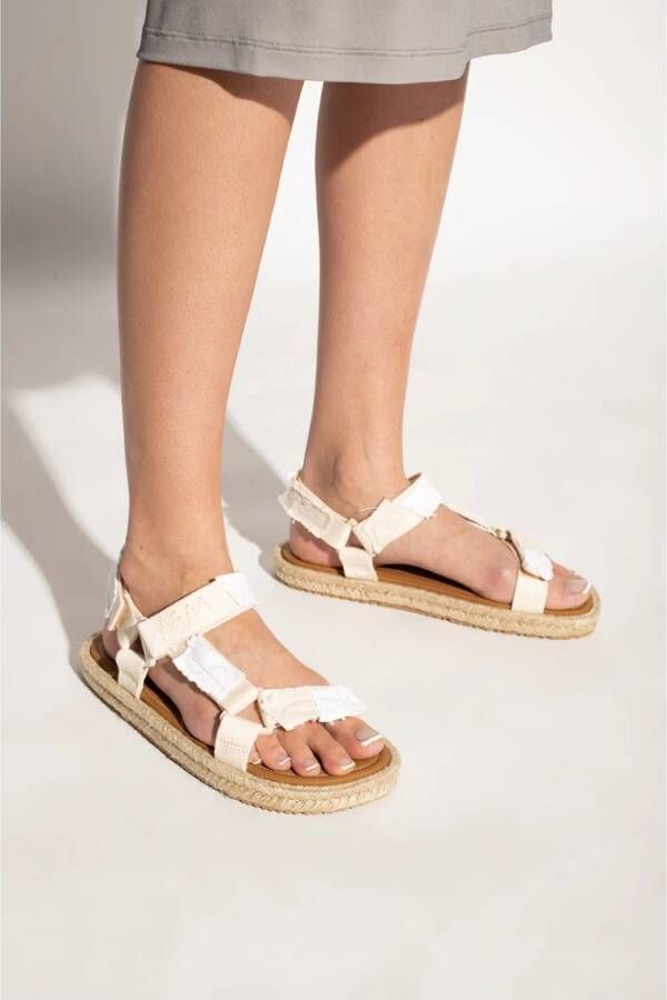 Maison Margiela Ivoor canvas Trekking Sandalen Beige Dames