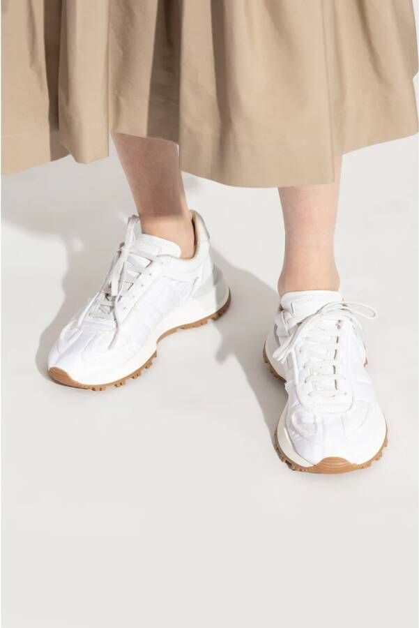 Maison Margiela Sneakers met logo-opdruk Beige Dames