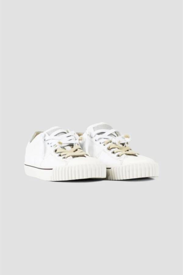 Maison Margiela Witte Sneakers met Studs Wit Dames