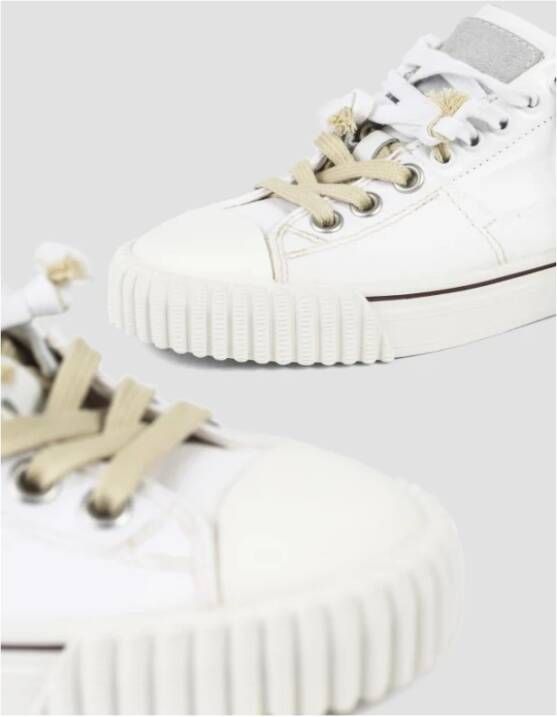 Maison Margiela Witte Sneakers met Studs Wit Dames