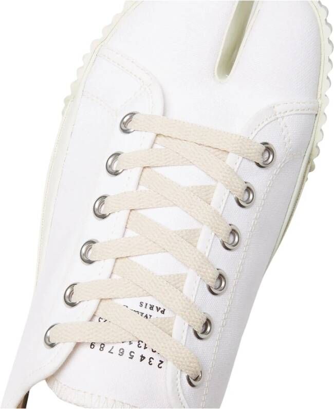 Maison Margiela Tabi Low Top Sneakers Wit Heren