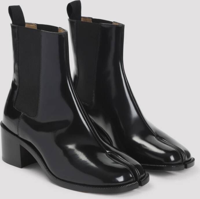 Maison Margiela Zwarte Geknoopte Leren Schoenen Elegante Stijl
