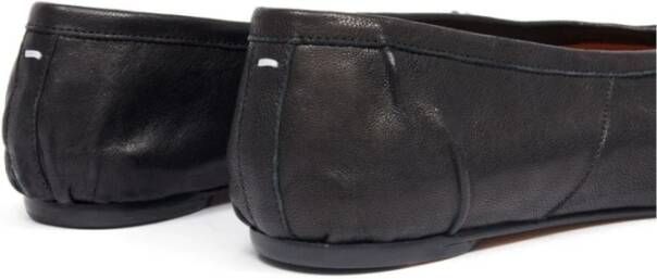 Maison Margiela Zwarte platte schoenen met Tabi-teen Black Dames