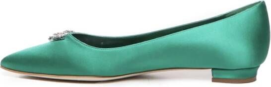 Manolo Blahnik Groene platte satijnen pumps met kristalversiering Green Dames