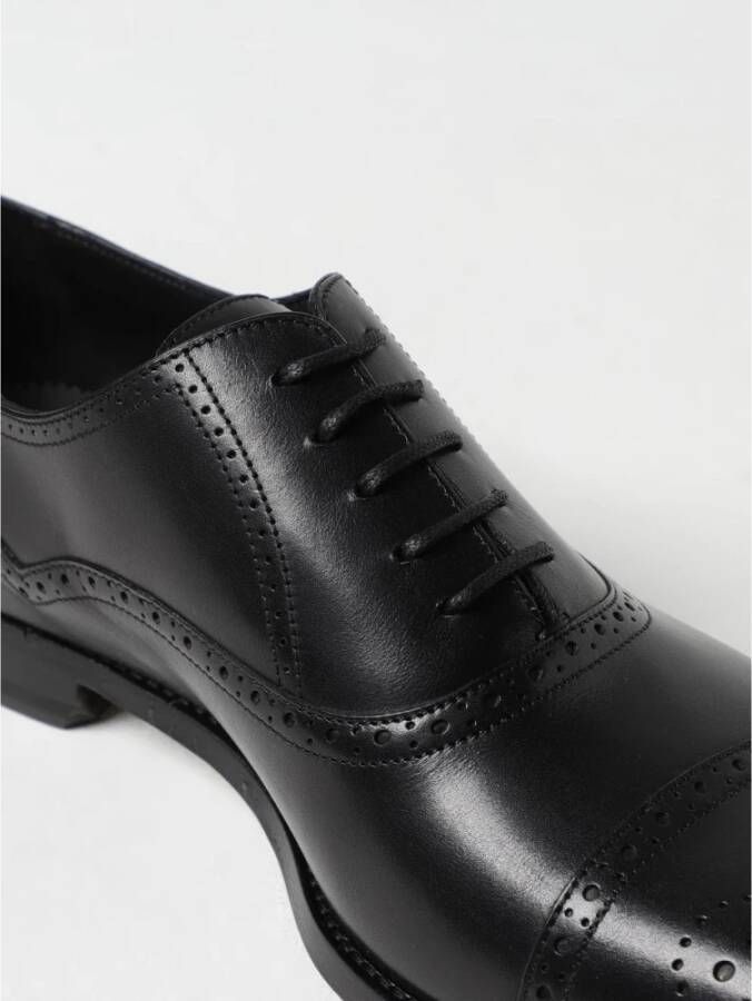 olo Blahnik Klassieke Zwarte Brogue Leren Schoenen