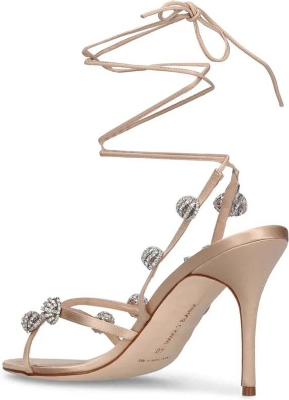 Manolo Blahnik Kristalversierde Zijden Sandalen Beige Dames