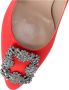 Manolo Blahnik Rode Satijnen Pumps met puntige neus Red Dames - Thumbnail 5