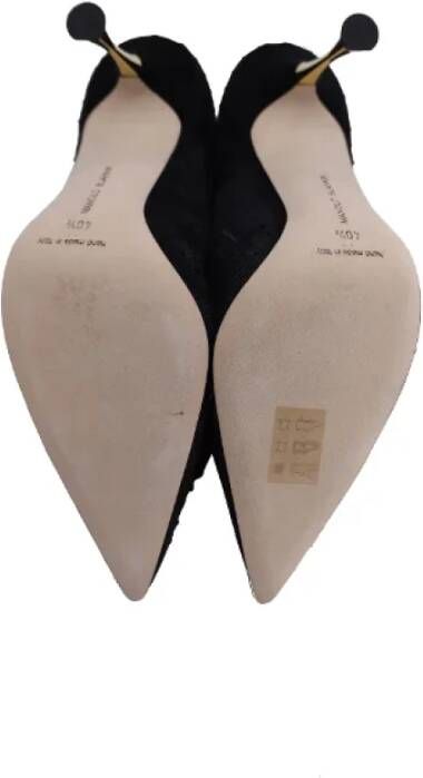Manolo Blahnik Pre-owned Canvas heels Black Dames