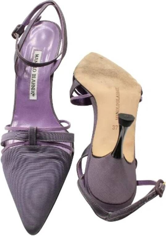 Manolo Blahnik Pre-owned Cotton heels Purple Dames