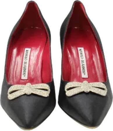 Manolo Blahnik Pre-owned Fabric heels Black Dames