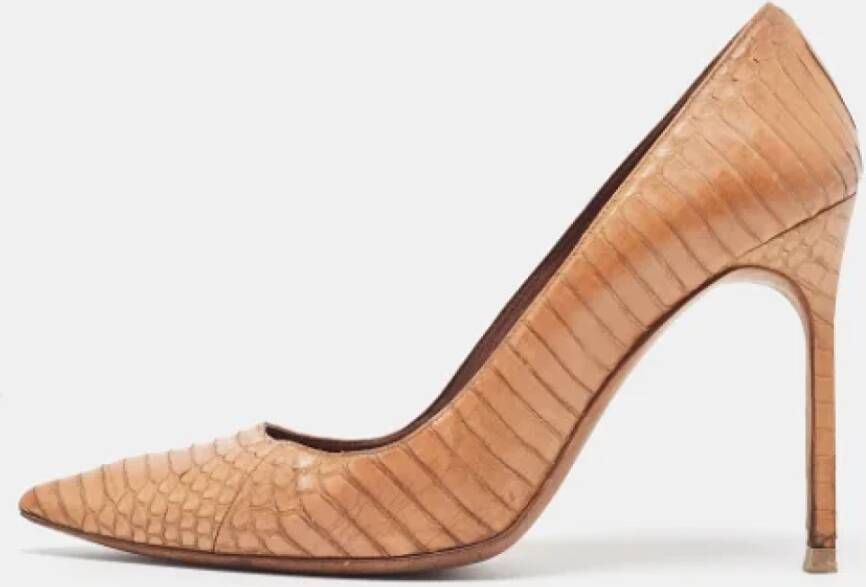 Manolo Blahnik Pre-owned Fabric heels Brown Dames