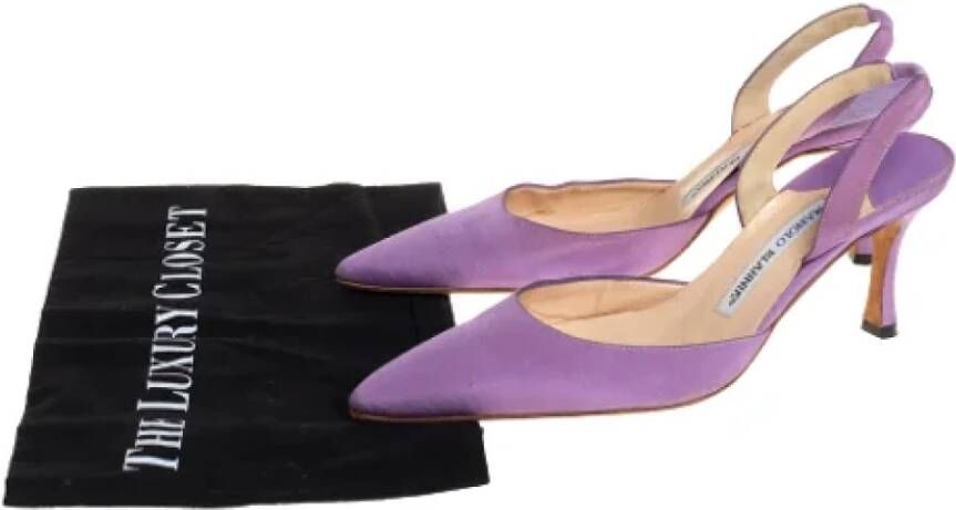 Manolo Blahnik Pre-owned Fabric sandals Purple Dames