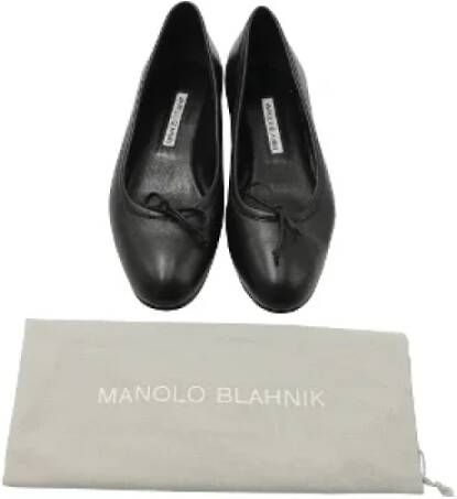 Manolo Blahnik Pre-owned Leather flats Black Dames
