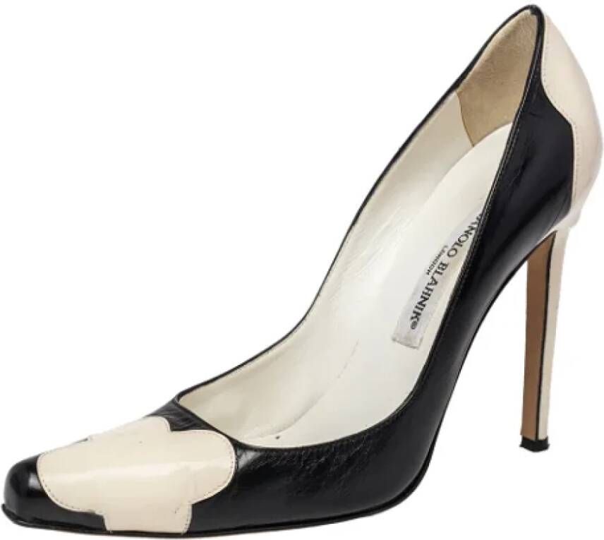 Manolo Blahnik Pre-owned Leather heels Black Dames