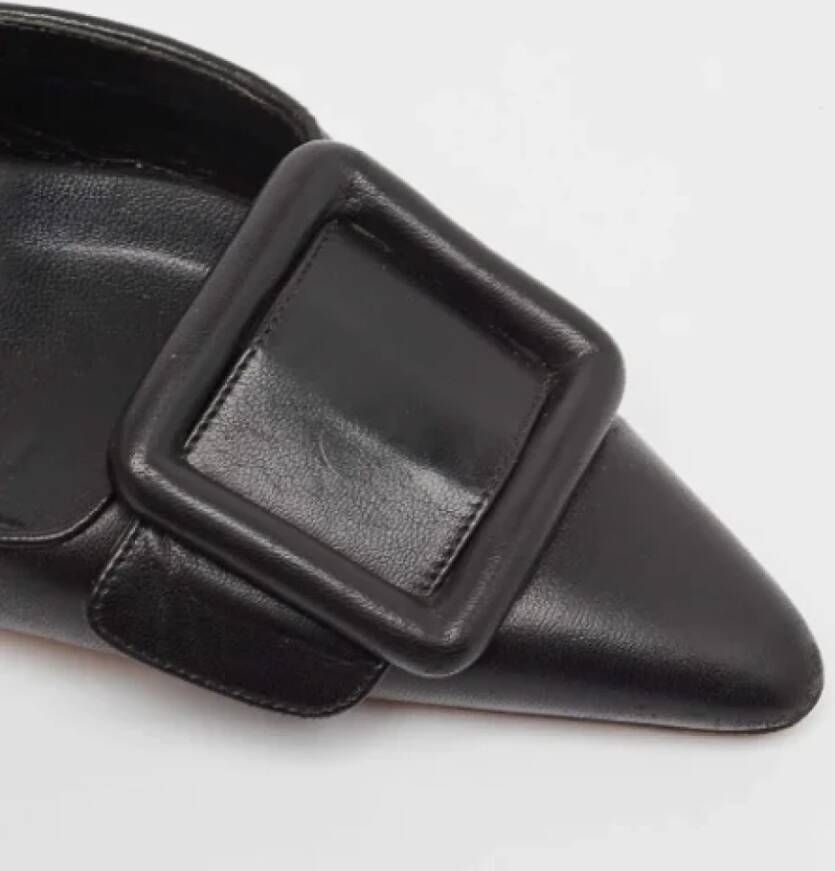 Manolo Blahnik Pre-owned Leather mules Black Dames