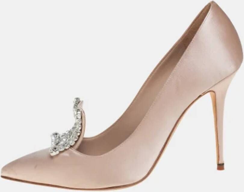 Manolo Blahnik Pre-owned Satin heels Beige Dames