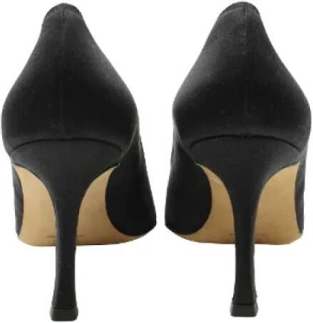 Manolo Blahnik Pre-owned Satin heels Black Dames
