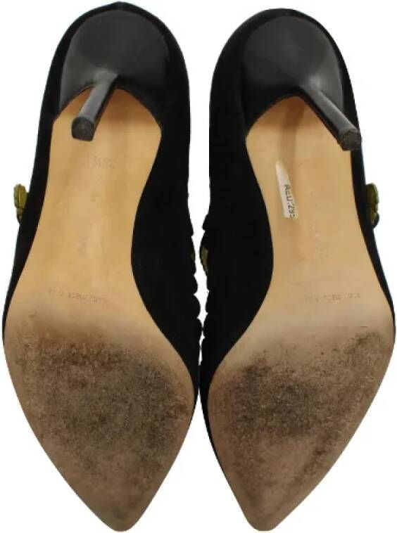 Manolo Blahnik Pre-owned Suede heels Black Dames