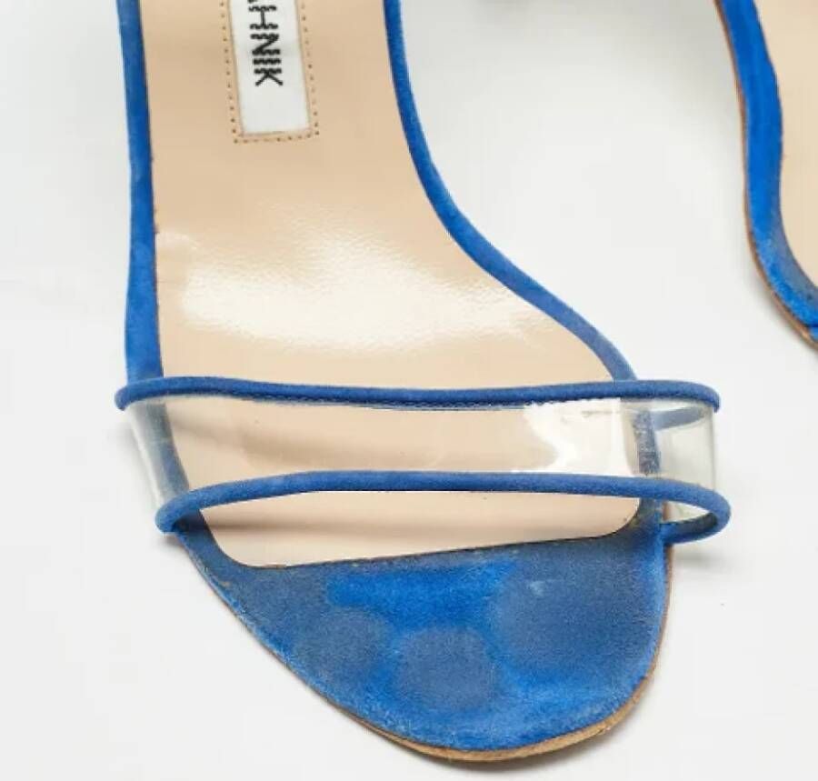 Manolo Blahnik Pre-owned Suede heels Blue Dames