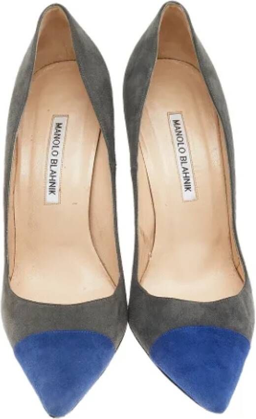 Manolo Blahnik Pre-owned Suede heels Gray Dames