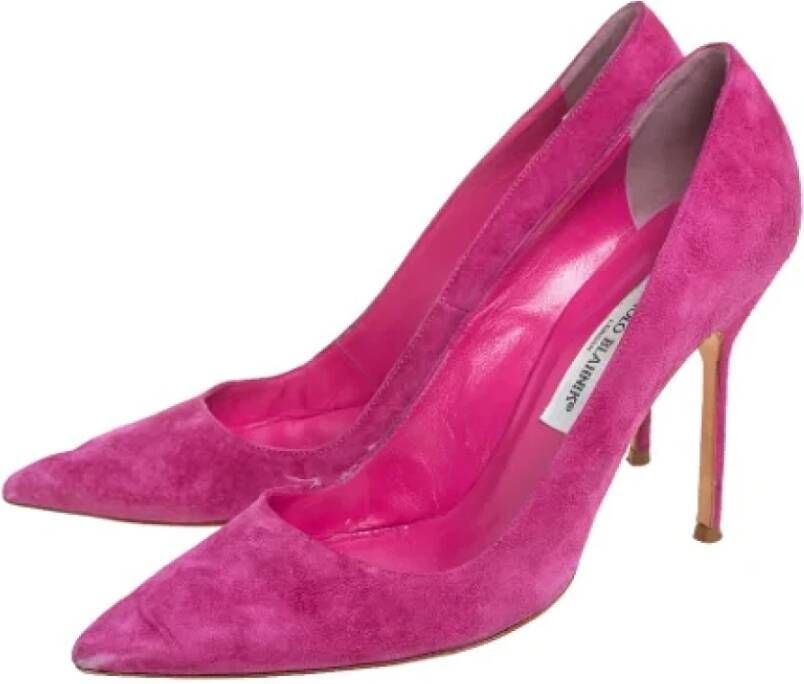 Manolo Blahnik Pre-owned Suede heels Pink Dames