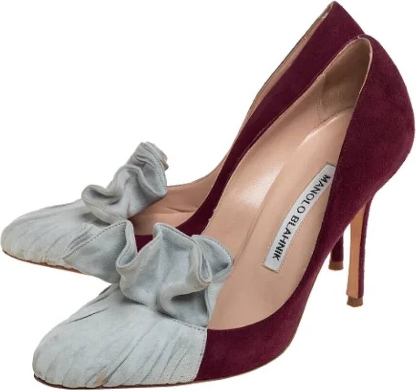 Manolo Blahnik Pre-owned Suede heels Red Dames