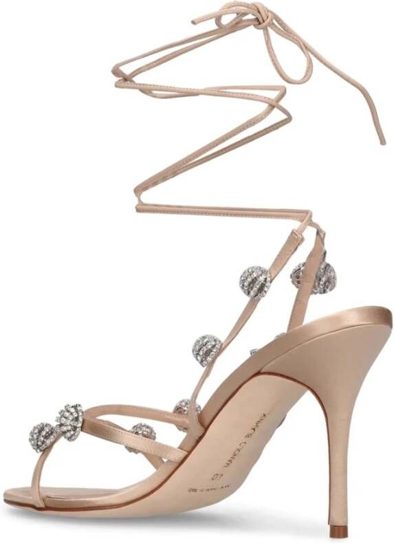 Manolo Blahnik Sandalen met kristalversiering en enkelband Beige Dames