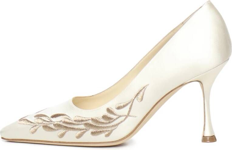 Manolo Blahnik Witte Hakken Stiletto Roomkleur