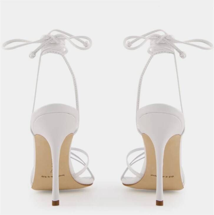 Manolo Blahnik Witte Nappa Leren Enkelband Sandalen