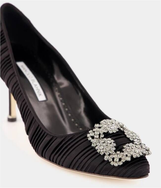 Manolo Blahnik Zwarte Satijnen Kristal Gesp Pumps