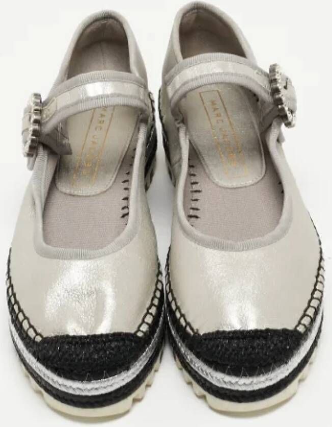 Marc Jacobs Pre-owned Leather flats Gray Dames