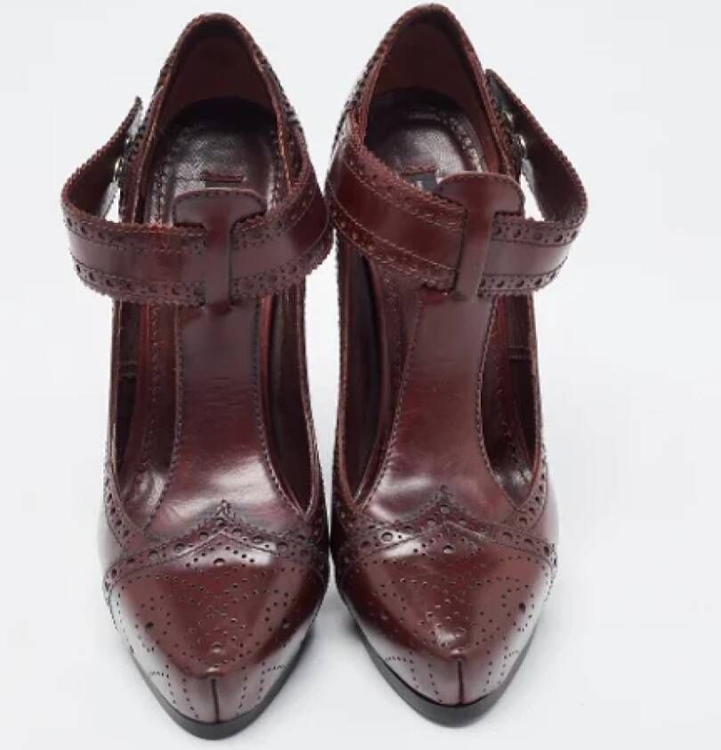 Marc Jacobs Pre-owned Leather heels Red Dames