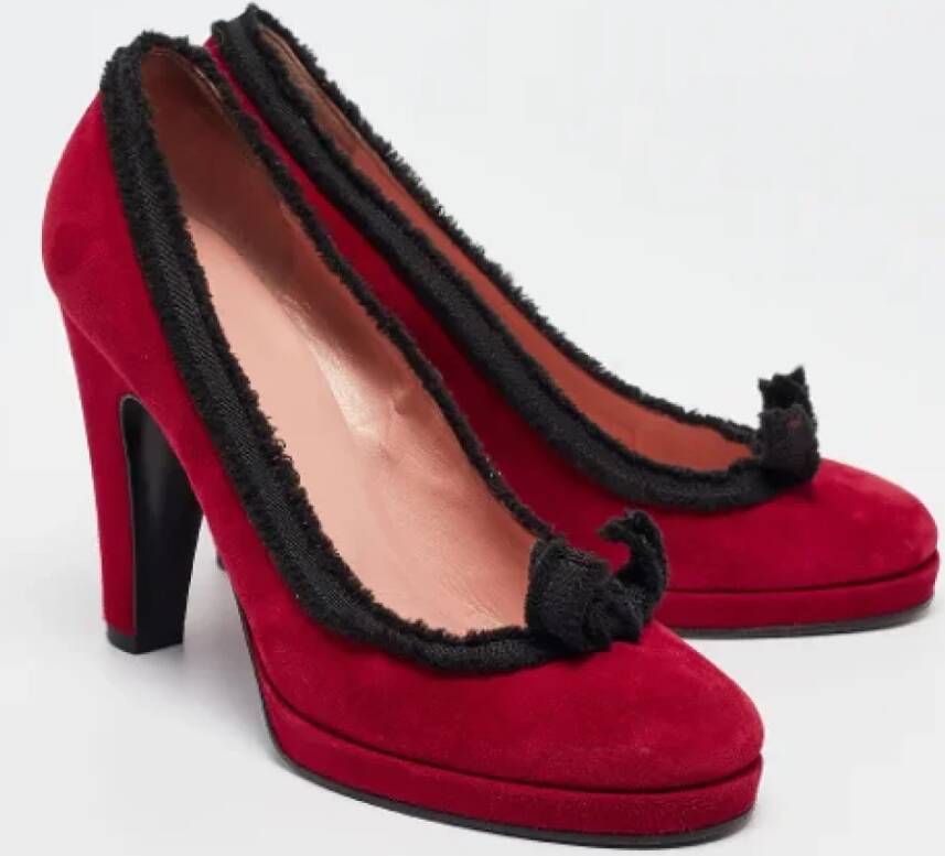 Marc Jacobs Pre-owned Suede heels Red Dames