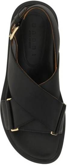 Marni Kruisende leren sandalen