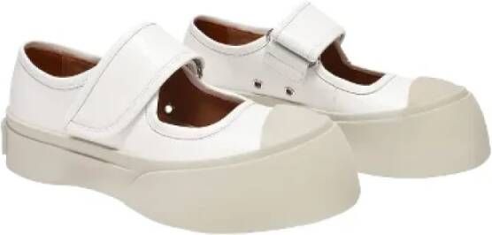 Marni Leather flats White Dames