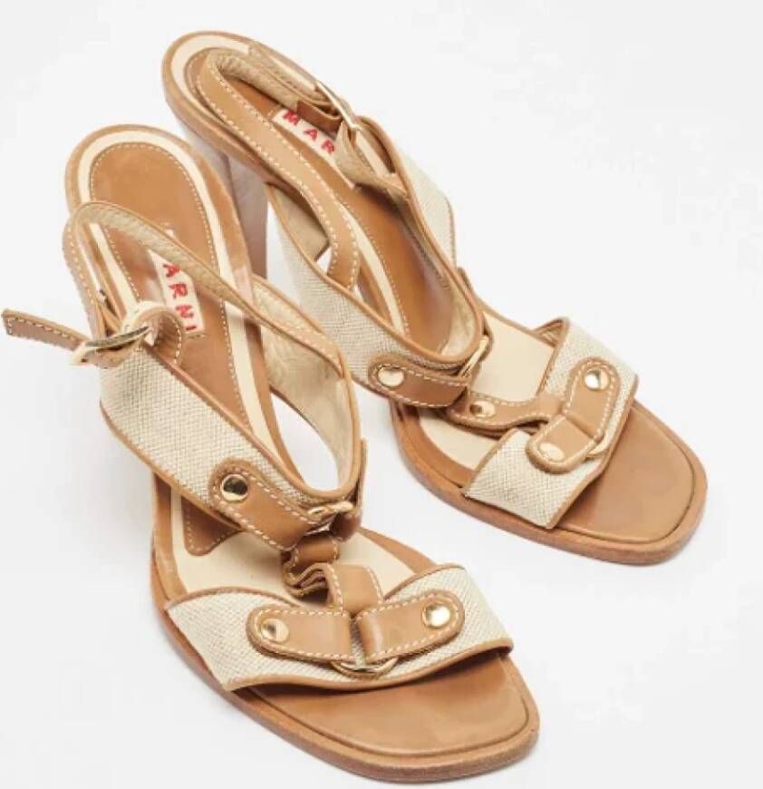 Marni Pre-owned Canvas sandals Beige Dames