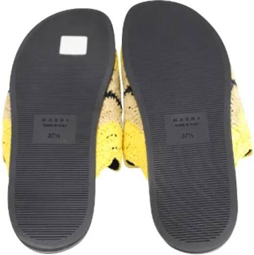 Marni Pre-owned Fabric sandals Yellow Dames
