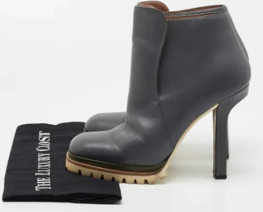 Marni Pre-owned Leather boots Gray Dames