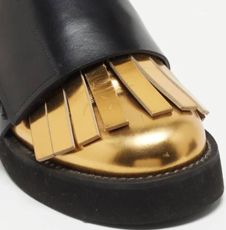 Marni Pre-owned Leather flats Black Dames
