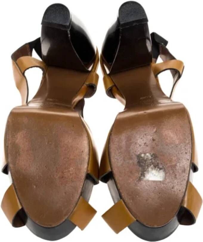 Marni Pre-owned Leather sandals Beige Dames