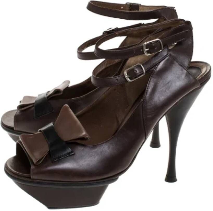 Marni Pre-owned Leather sandals Brown Dames