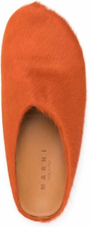 Marni Fussbett Sabot slippers met kalfshaar Oranje - Foto 5