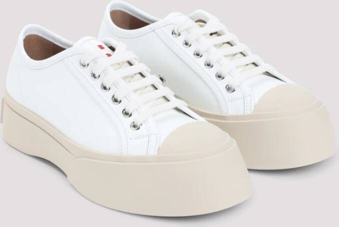 Marni Witte Veterschoenen Elegant Comfortabele Stijl