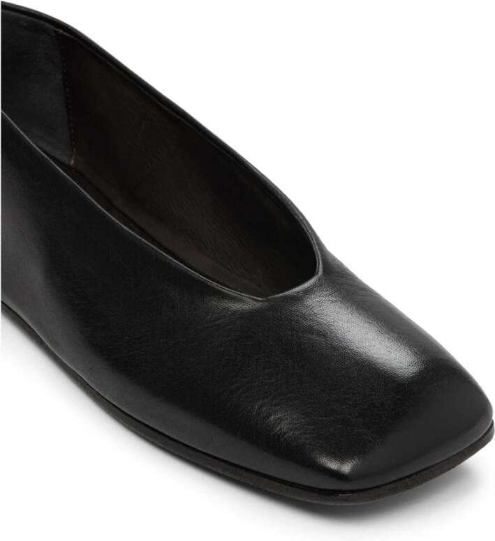 Marsell Zwarte Leren Ballerina Vierkante Neus Stijl